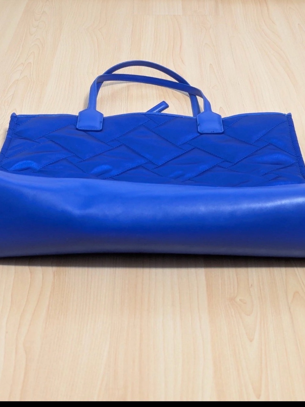 Kurt Geiger Royal Blue Large Quilted Tote with Signature Hardware - Picture 8 of 15